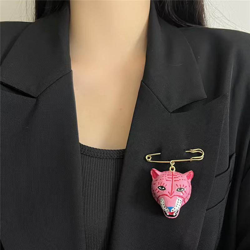 Women'S Accessories For Formal Wear - دبوس بروش على شكل نمر من