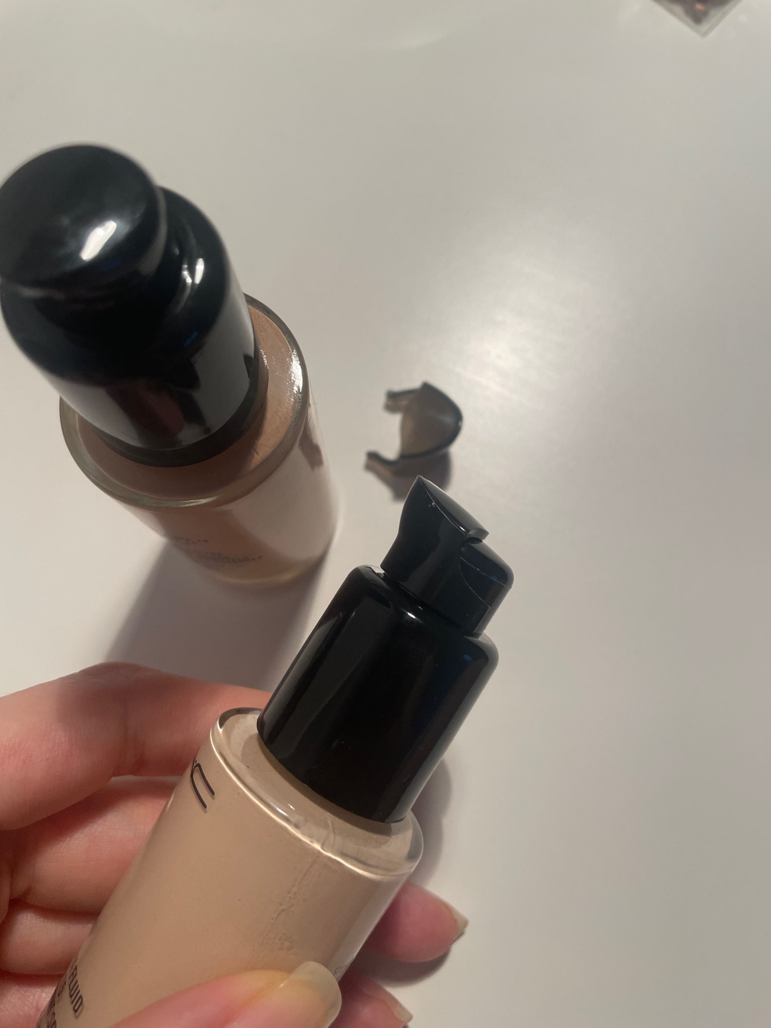 مضخة توزيع سائل الأساس بسعة 30 - مراجعة Women'S Vanity Accessories وسعره
