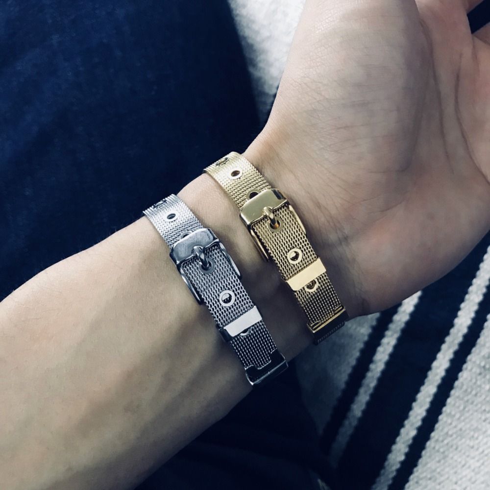 سوار يد من التيتانيوم بتصميم ش - مراجعة Women'S Accessories To Wear With Watch وسعره